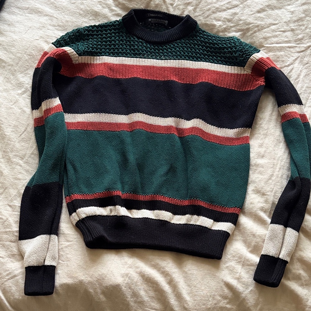 Scotch & Soda Wonen's Sweater in Green, Red, and Black